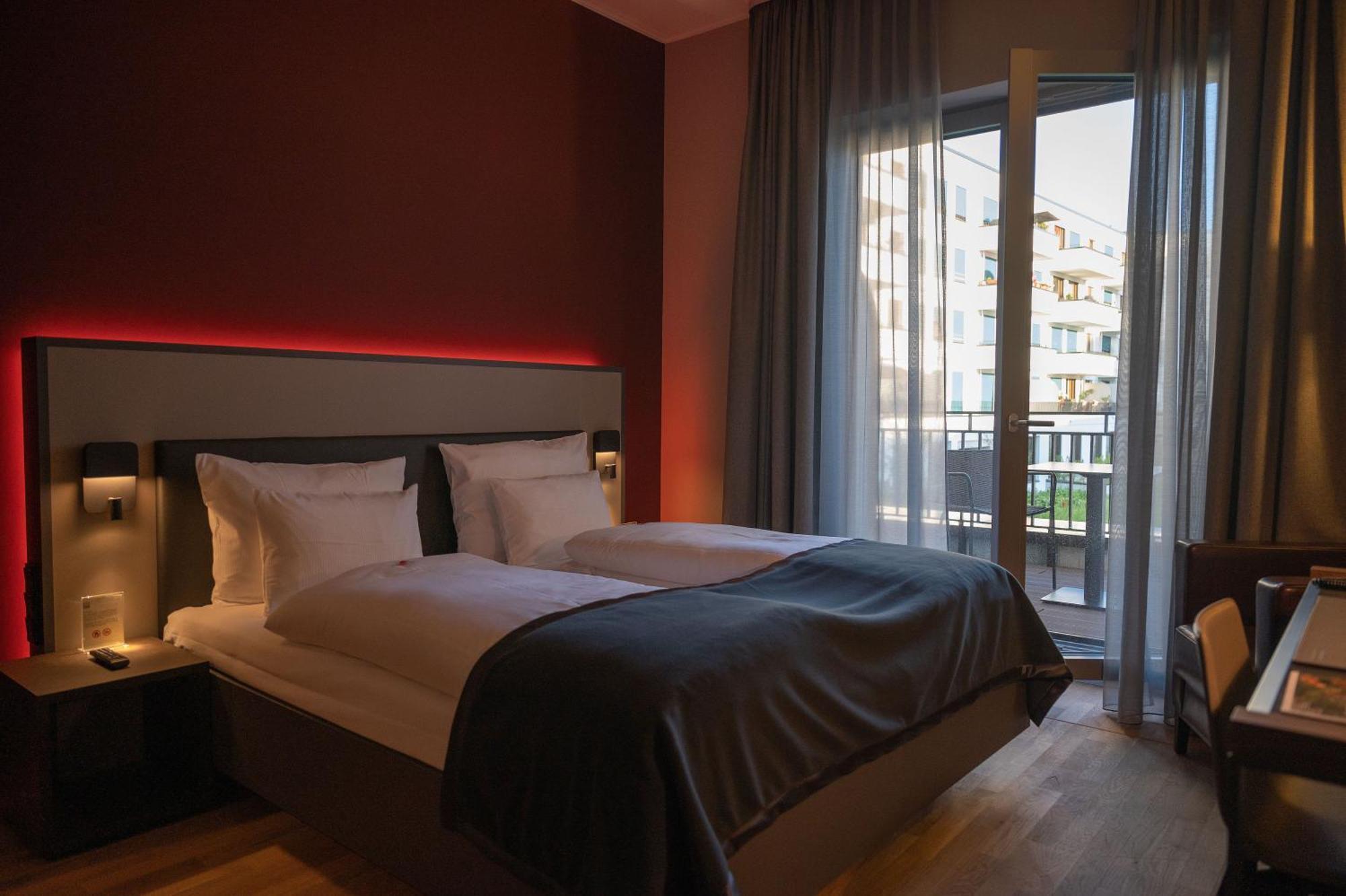 Qube Hotel Bahnstadt Heidelberg Exterior foto